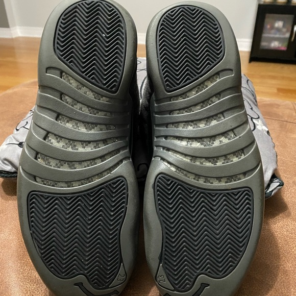 Air Jordan 12 wool and leather materials - Picture 5 of 7